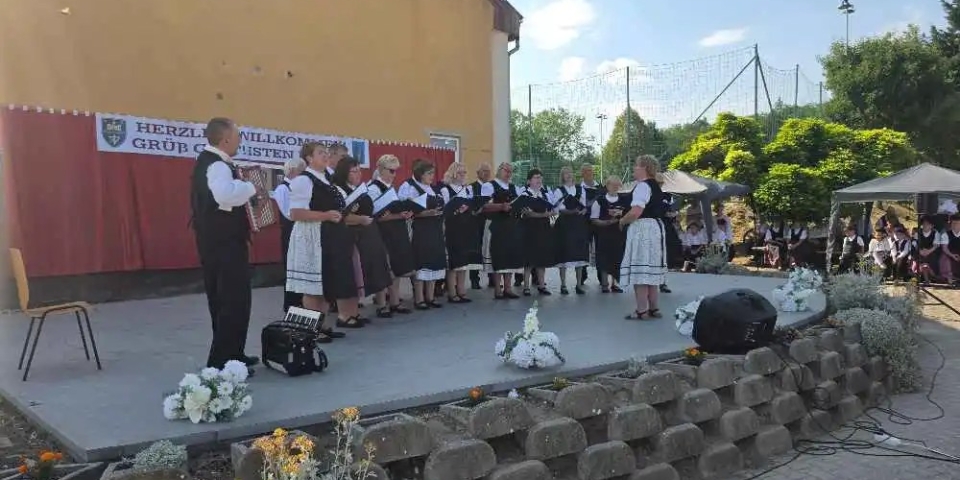 Három napon át a német nemzetiségi hagyományoké volt a főszerep Ajkarendeken